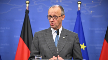 Friedrich Merz critique l’assouplissement des sanctions américaines contre la Russie