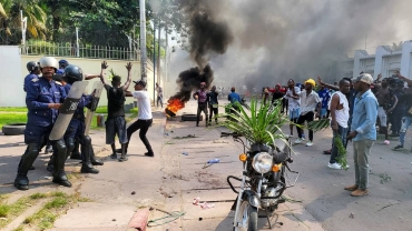 Protesters attack embassies in  DR Congo over conflict in east