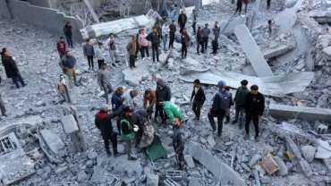 Live Updates: Israel attacks Nasser Hospital in Gaza, kills 1, wounds others