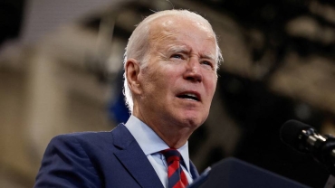Biden announces $425m in military aid for Ukraine