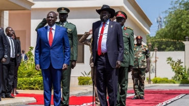 South Sudan leader revives peace talks after delaying elections