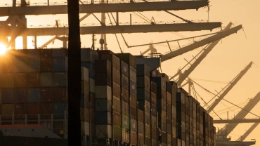 Pirates hijack Bangladeshi cargo ship in Somalia