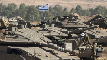 Israel looks at three options for its Gaza ground invasion
