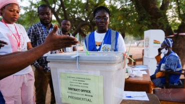 Voting underway in Ghana after border closed overnight