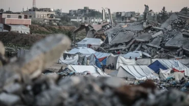 Ceasefire violations continue as Israeli forces strike Gaza by air and sea