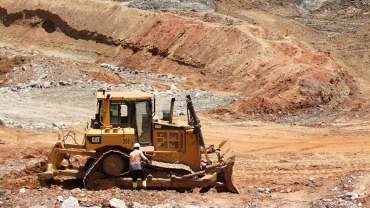 Senegal suspends mining near Mali border for three years