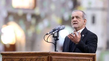 Iran ready to reach 'fair' deal that ensures lasting peace, Pezeshkian tells Putin