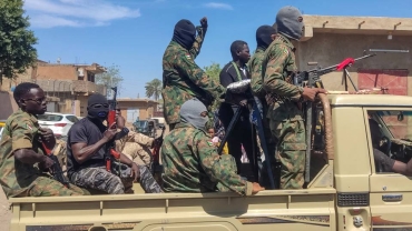 Fighting intensifies in Sudan amid calls for truce