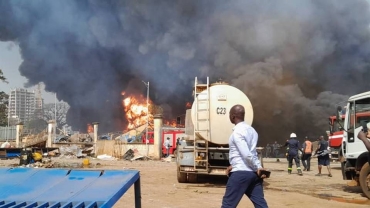 Incendie à Conakry : les  sinsitrés racontent "l'enfer", la solidarité s'organise