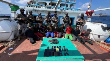 India to prosecute captured Somali pirates who hijacked ship