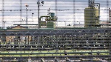 Shell resumes oil supply to Nigerian refinery