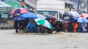 Floods, landslides disrupt cargo services in Kenya