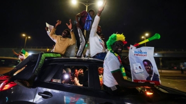 Senegalese await election results as opposition candidate Faye takes early lead
