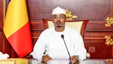 Chad relocates Sudan refugees as army deploys near border