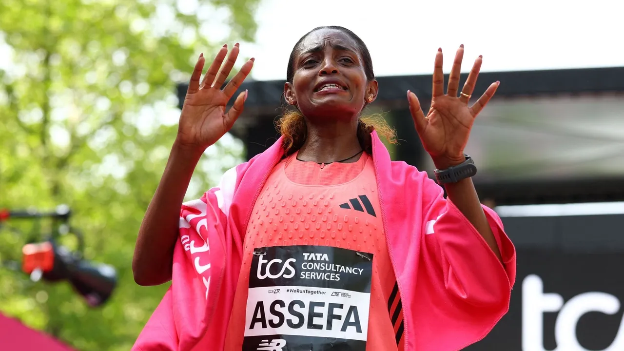 Assefa Aimarisha Utawala Wake Marathon Baada ya Ushindi wa Rekodi London