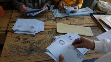 Live blog: Voting ends, counting begins in Türkiye's local elections