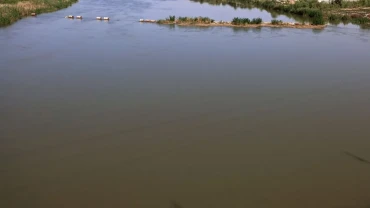 Nigerian authorities search for survivors after boat capsizes