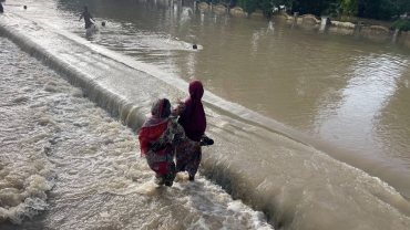 Nigeria braces for more floods as Cameroon releases dam water