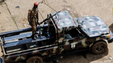 One killed as Guineans rally for a return to civilian rule
