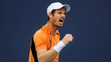 Tennis star Andy Murray returns from injury, to clash with Evans