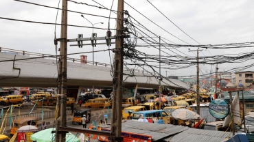 Nigeria cuts electricity subsidy for bigger consumers