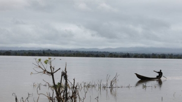 At least 64 people feared dead in Nigeria boat accident