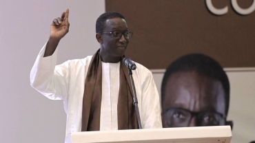 Présidentielle au Sénégal: le PM Amadou Bâ promet de "progresser pour plus de paix et de prospérité"