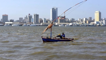 Boat accident kills more than 90 people in Mozambique