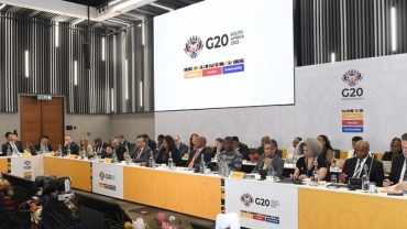 G20 summit in SA opens with call for 'cooperation'