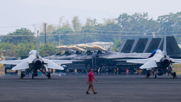 Doubts Grow Over Trump’s “Victory” Claim