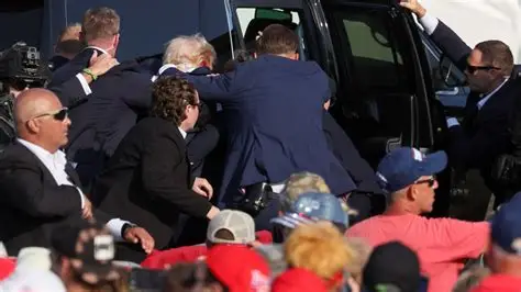 Washington : un homme armé tente de s’introduire à un dîner en présence de Donald Trump