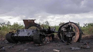 M23 rebels 'capture' town in eastern DRC