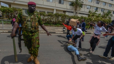 Police teargas schoolgirls as Kenyans protest tax hikes