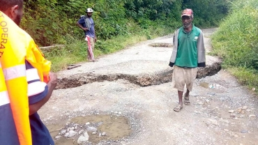 Deadly earthquake hits Papua New Guinea