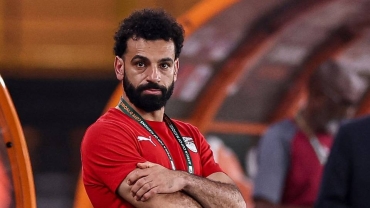Injured Salah eyes return to AFCON