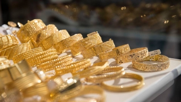 Ghana opens first gold refinery after centuries of mining