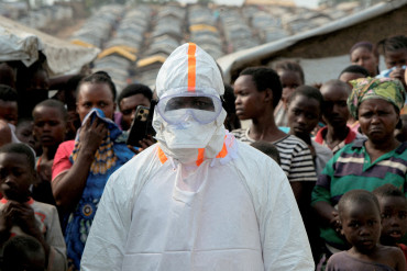 Ebola death toll hits 1,000 with race for vaccine under way