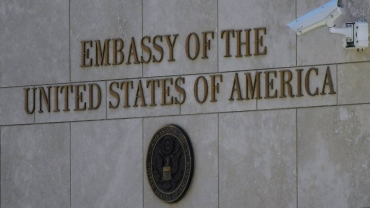 US orders non-emergency staff to leave DRC
