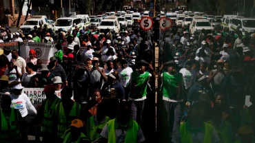 Kenya, Malawi, Lesotho, Zimbabwe ask citizens in South Africa to be cautious, remain indoors