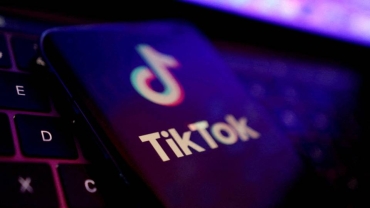 TikTok challenges potential ban in US