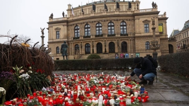 Czech Republic mourns victims of university shooting