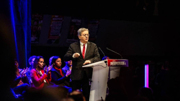 Polémique autour de Jean-Luc Mélenchon pour des propos sur Raphaël Glucksmann