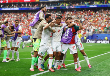 Morocco reach World Cup quarter-finals as co-host Canada bow out