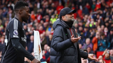 Liverpool, Man United draw 2-2 in crucial EPL match
