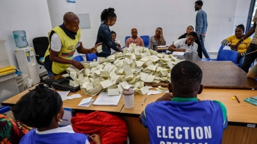 Namibia elections: Ballot counting under way after long delays