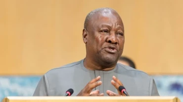Ghana delays Mahama, Ramaphosa meeting over anti-migrant tensions