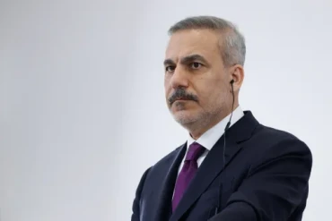 La Türkiye appelle à un cessez-le-feu immédiat après les frappes contre l’Iran.