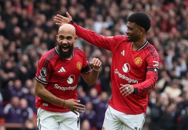 Cameroonian Mbeumo leads Man Utd to a 2-0 win over Tottenham