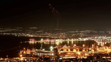 Live Updates: Iran attacks Israel with over 100 missiles, sirens buzzing