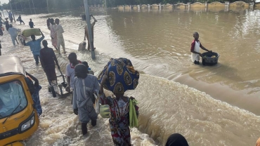 'Nigeria flood victims face medical crisis'